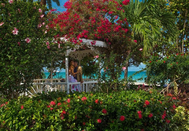 Sandals Grande Antigua Resort & Spa Dickenson Bay ภายนอก รูปภาพ